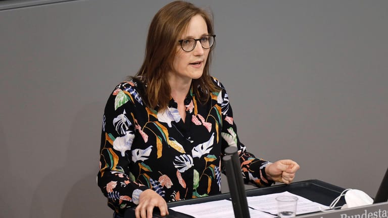 Grünen-Klimapolitikerin Lisa Badum