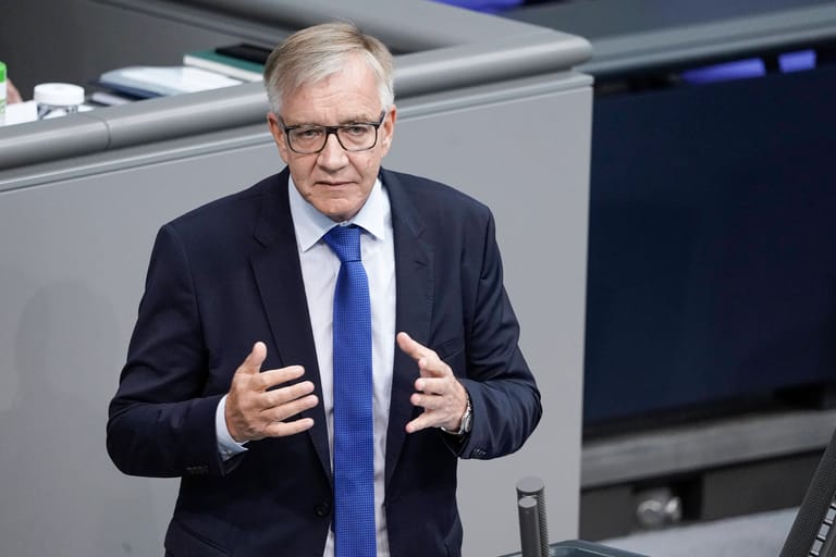Dietmar Bartsch: Der Wissenschaftler fordert mehr Gerechtigkeit bei Bildung und Renten.