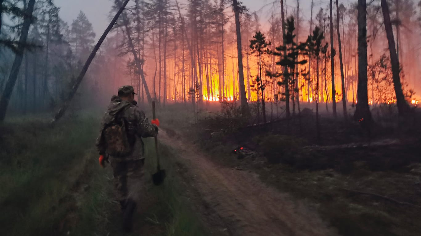 Waldbrand im russischen Jakutien: Die Region im Nordosten Sibiriens ist am stärksten betroffen.