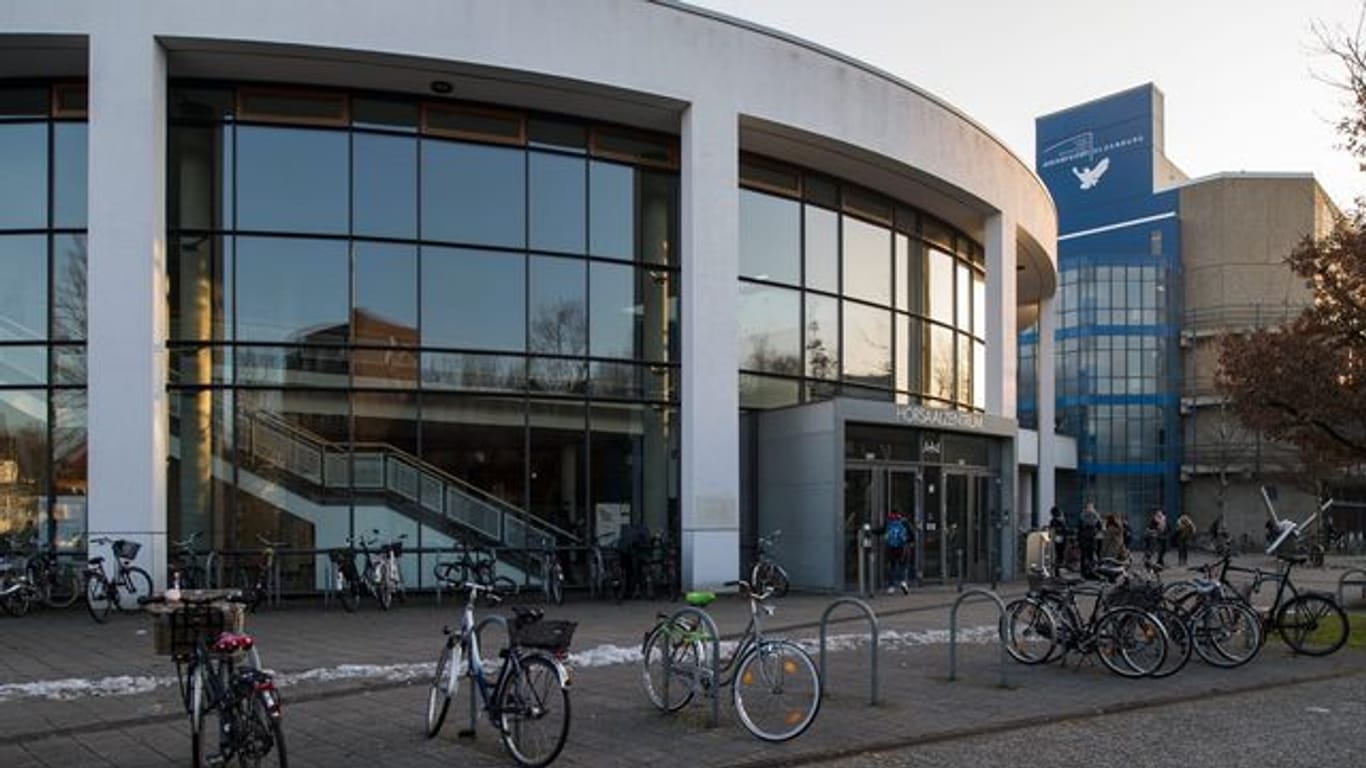 Zur Universität Oldenburg gehört auch das Helmholtz-Institut für Funktionelle Marine Biodiversität.