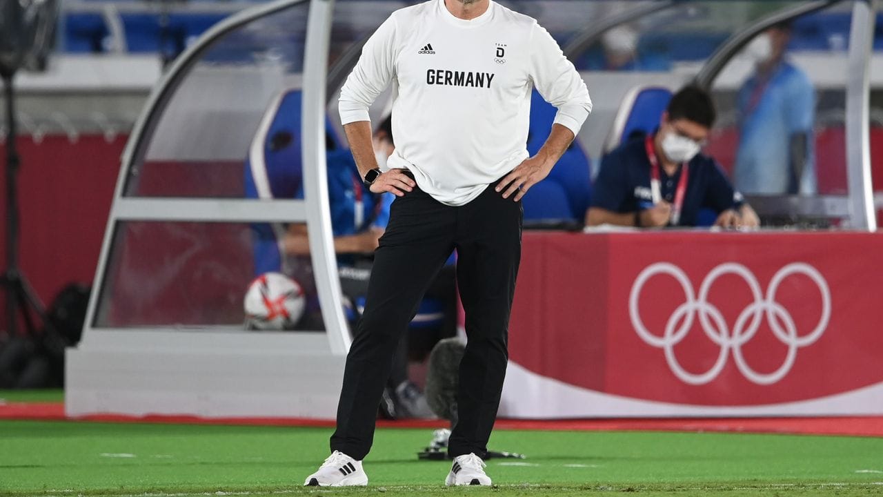 Trainer Stefan Kuntz sah eine ganz schwache erste Halbzeit der deutschen Mannschaft.
