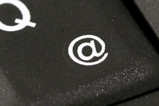 Das @-Zeichen auf einer Tastatur.