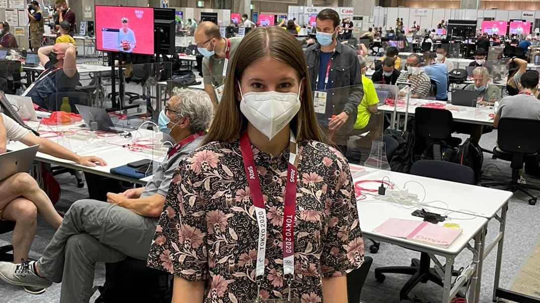 Im Mediencenter in Tokio: Reporterin Melanie Muschong berichtet in den nächsten zweieinhalb Wochen von den Olympischen Spielen.