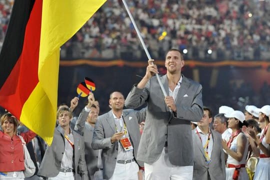 Basketballstar Dirk Nowitzki war 2008 der deutsche Fahnenträger.