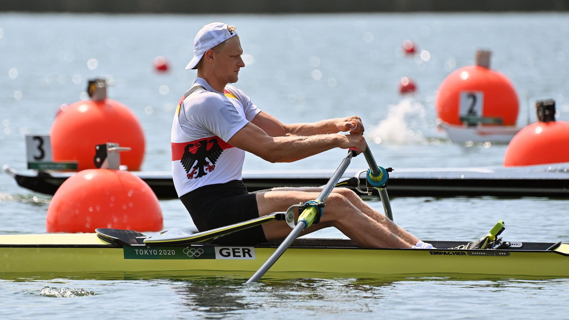 Wegen ungünstiger Wetterverhältnisse wird sein Viertelfinale in Tokio vorgezogen: Der deutsche Ruderer Oliver Zeidler.