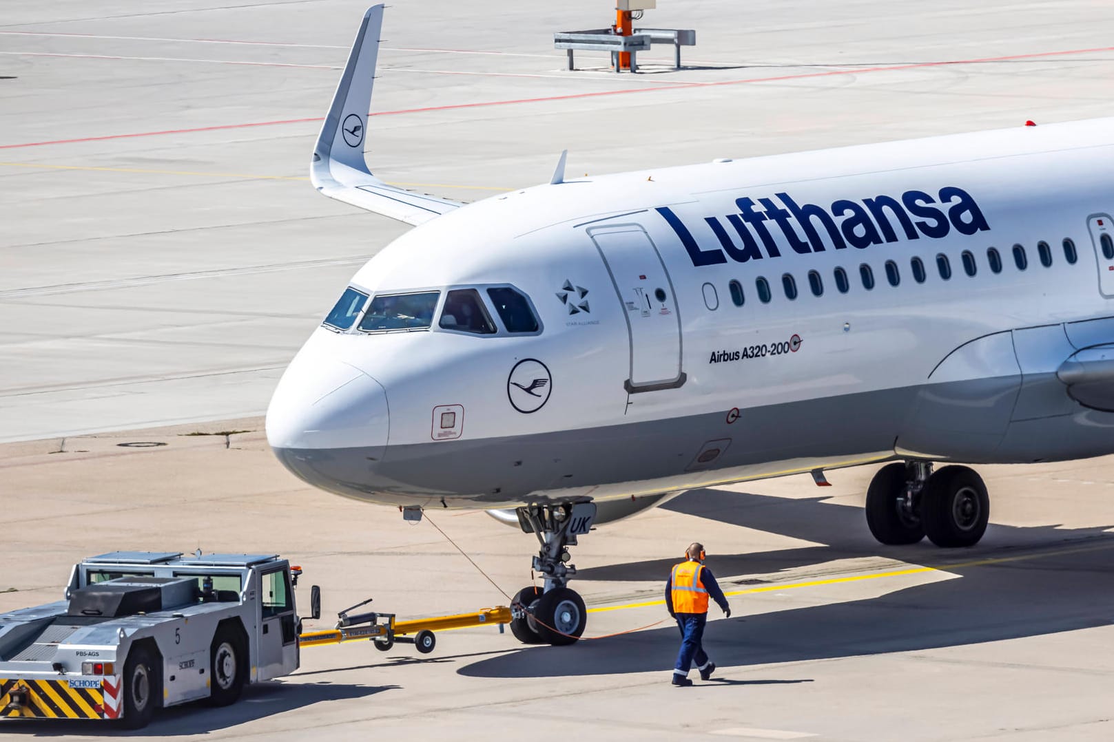 Hebt nicht ab (Symbolbild): Die Lufthansa muss in der kommenden Woche mehrere Frachtflüge streichen. Hebt nicht ab (Symbolbild): Die Lufthansa muss in der kommenden Woche mehrere Frachtflüge streichen.