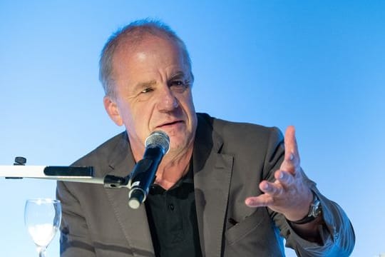 Der Moderator und Autor Hubertus Meyer-Burckhardt wird 65 Jahre alt.