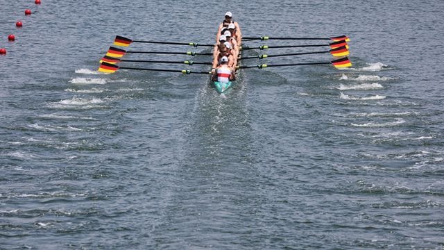 Der Deutschland-Achter hat sich in Tokio souverän für das Finale qualifiziert.