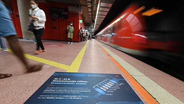 Baustelle auf S-Bahn-Stammstrecke in Stuttgart Baustelle auf S-Bahn-Stammstrecke in Stuttgart