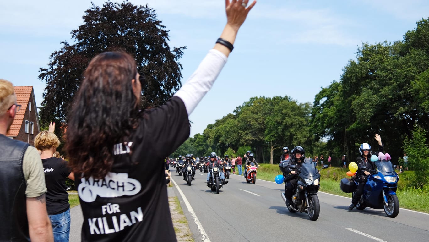 Kilians Wohnort in Niedersachsen: Tausende Biker machten für den kleinen Jungen Krach.