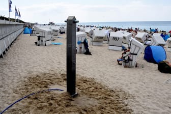 Der Strand von Westerland auf Sylt: Durch einen Softwarefehler fiel für tausende Haushalte das Trinkwasser aus.