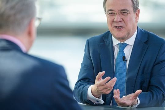 Armin Laschet spricht