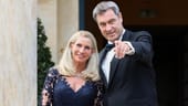 Bayerns Ministerpräsident Markus Söder und seine Frau Karin Baumüller-Söder