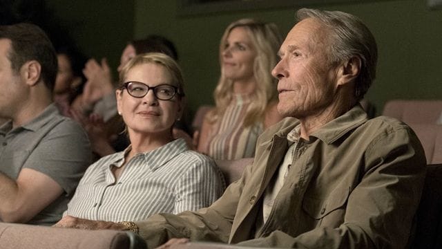 Mary (Dianne Wiest) mit ihrem Ex-Mann Earl (Clint Eastwood), der jetzt als Drogenkurier unterwegs ist.