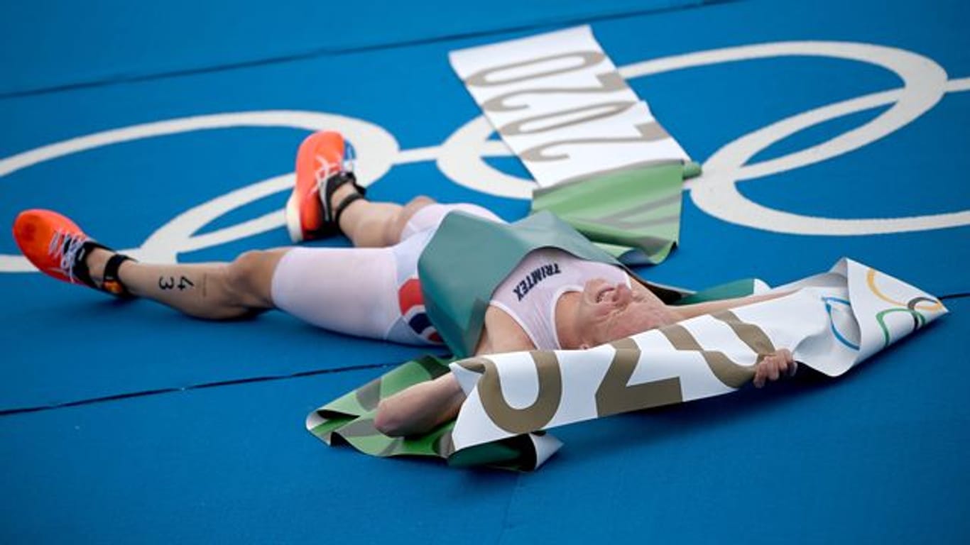 Triathlet Kristian Blummenfelt gewinnt Gold über die olympische Distanz.