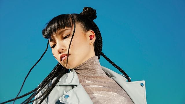 Die Beats Studio Buds haben Silikonaufsätze, die sich ins Ohr einpassen sollen. Die Beats Studio Buds haben Silikonaufsätze, die sich ins Ohr einpassen sollen.