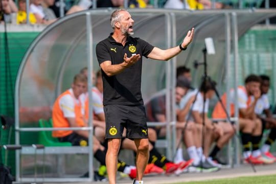 Der neue BVB-Trainer Marco Rose hofft nach der bisher holprigen Saisonvorbereitung auf Fortschritte.