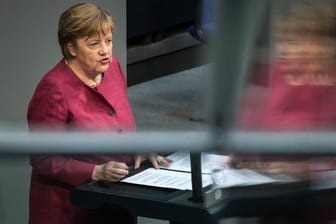 Kanzlerin Angela Merkel: Welche Partei kann ihre treue Wählerschaft überzeugen?