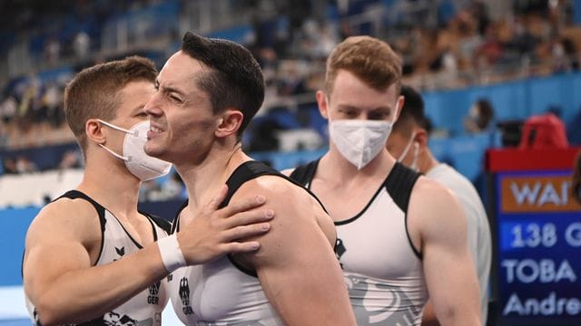Die deutschen Turner um Philipp Herder, Andreas Toba und Nils Dunkel (l-r) wurden nur Achte. Die deutschen Turner um Philipp Herder, Andreas Toba und Nils Dunkel (l-r) wurden nur Achte.