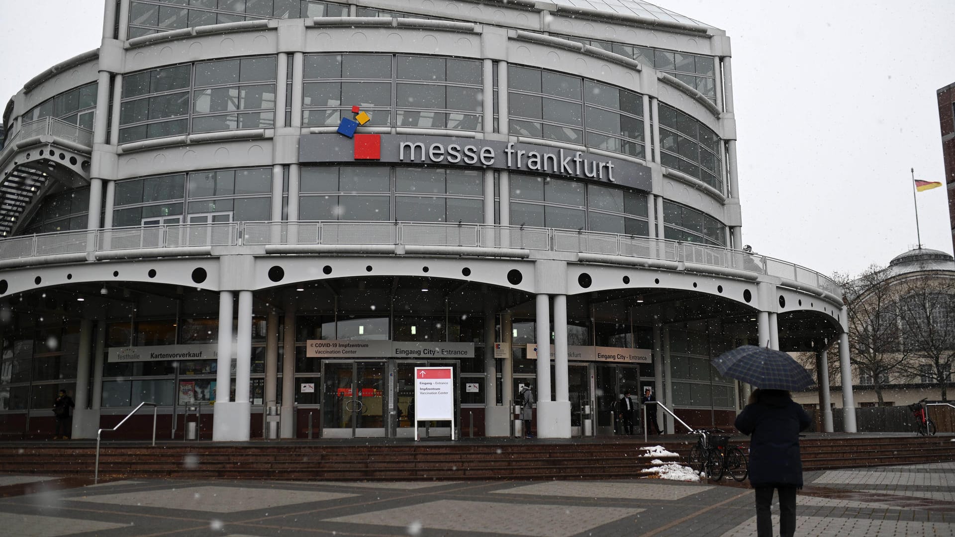 Messe Frankfurt: In der Festhalle befindet sich das Impfzentrum der Stadt.