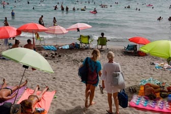 Mallorca: Nur wenige deutsche Touristen wollen aufgrund der Hochstufung Mallorcas zum Hochinzidenzgebiet ihren Urlaub abrechen oder stornieren.