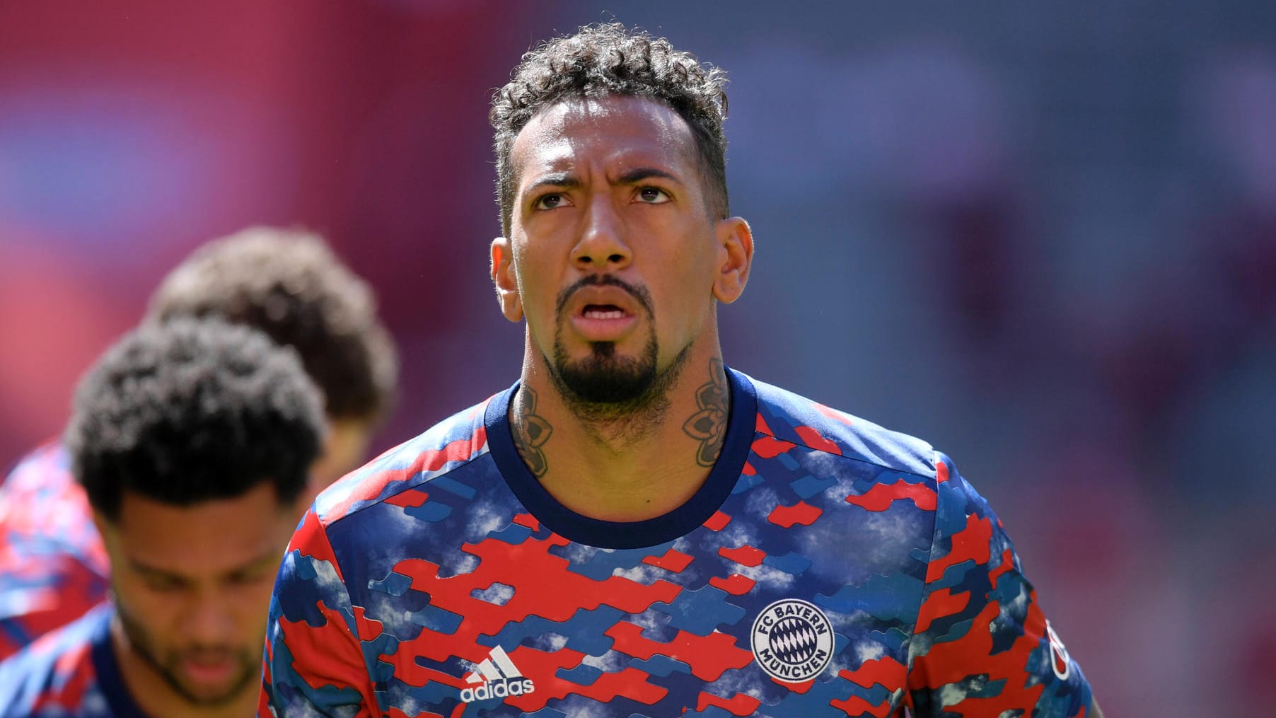 Jerome Boateng: Der Ex-Nationalspieler ist nach seinem Aus beim FC Bayern weiter auf der Suche nach einem neuen Klub.