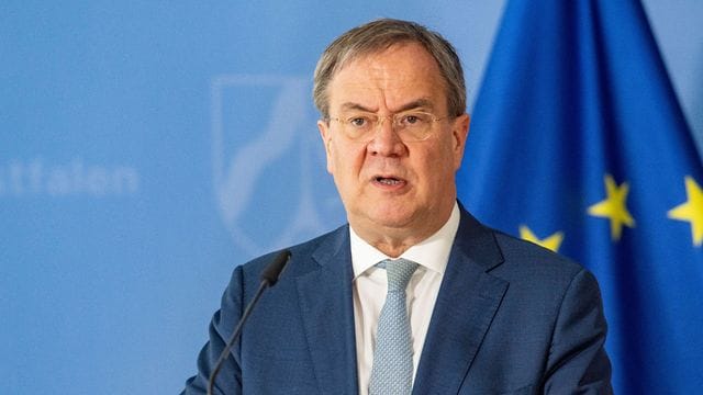 Armin Laschet spricht
