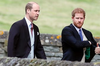 Prinz Harry und Prinz William: Die beiden Männer und ihre Familien waren offenbar nicht auf der Hochzeit ihrer Cousine Kitty Spencer.
