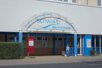 Schwimmbad "Schwapp" in Fürstenwalde: Ein Fünfjähriger ist beim Baden ertrunken.