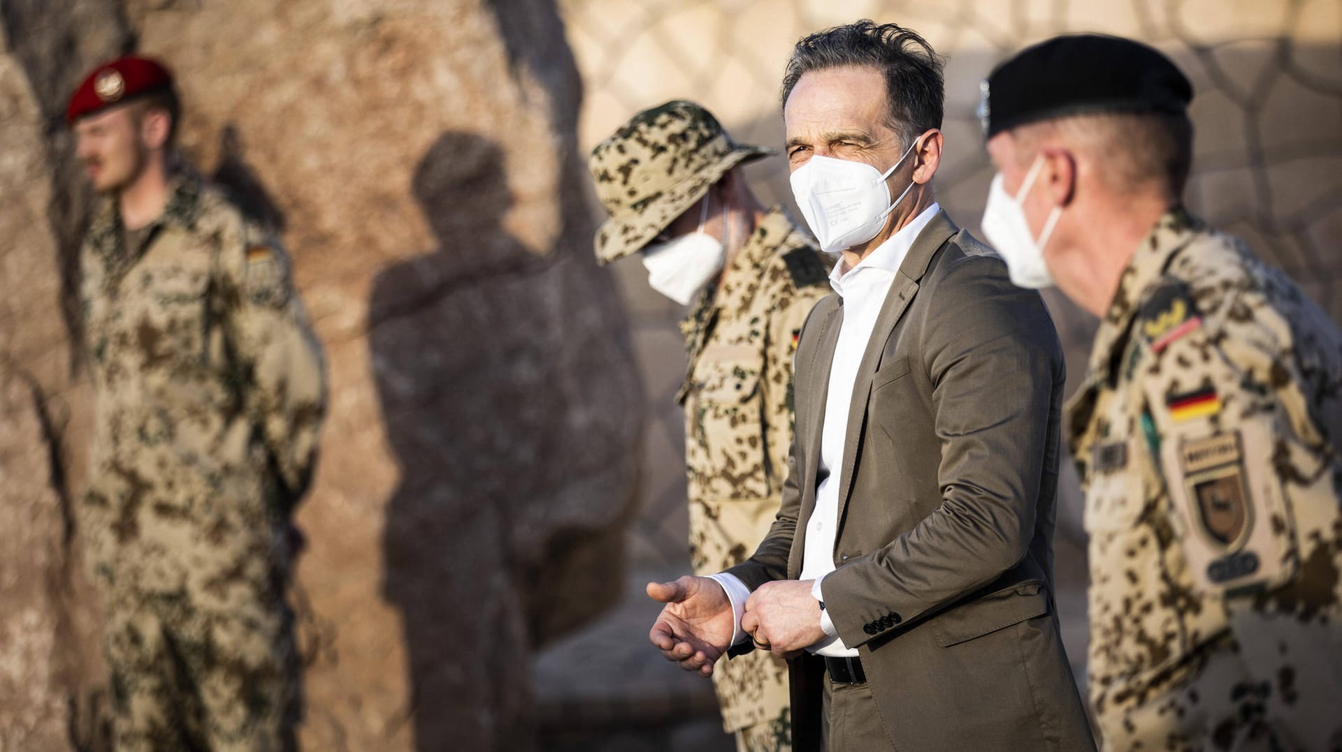 Außenminister Heiko Maas bei einem Besuch in Afghanistan: Der Ex-Wehrbeauftragte Robbe fordert eine Veranstaltung zu Ehren der Soldaten im Bundestag.