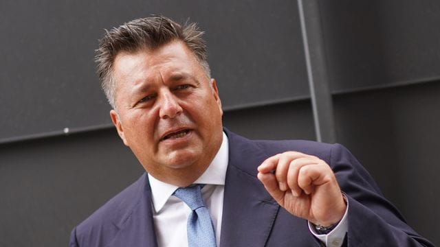 Andreas Geisel (SPD) spricht vor dem Berliner Anti-Terrorzentrum Andreas Geisel (SPD) spricht vor dem Berliner Anti-Terrorzentrum