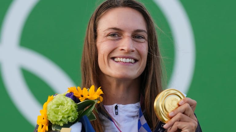 Die erste deutsche Goldmedaillen-Gewinnerin von Tokio: Kanutin Ricarda Funk.