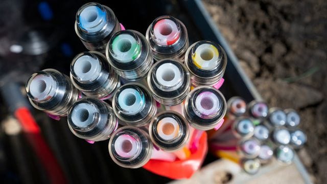 Momentan gibt es 8,3 Millionen Glasfaser-Anschlüsse. Momentan gibt es 8,3 Millionen Glasfaser-Anschlüsse.