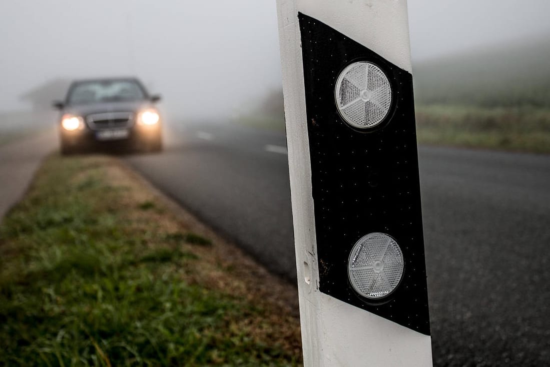 Nur im Notfall: Zum kurzen Parken vorm Bäcker ist der Warnblinker tabu.