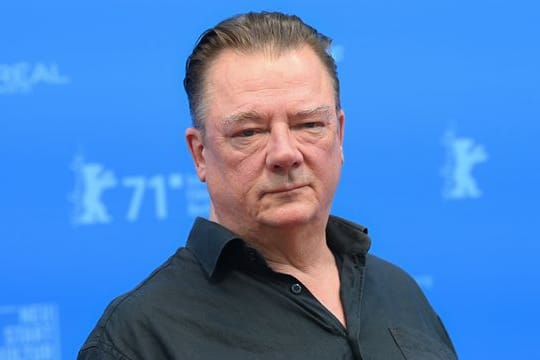 Schauspieler Peter Kurth bei der Premiere von "Nebenan" in Berlin.