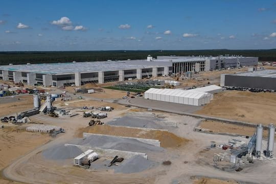 Baustelle vom Tesla-Werk