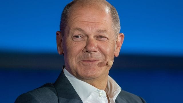 "Brigitte Live" mit SPD-Kanzlerkandidat Scholz "Brigitte Live" mit SPD-Kanzlerkandidat Scholz