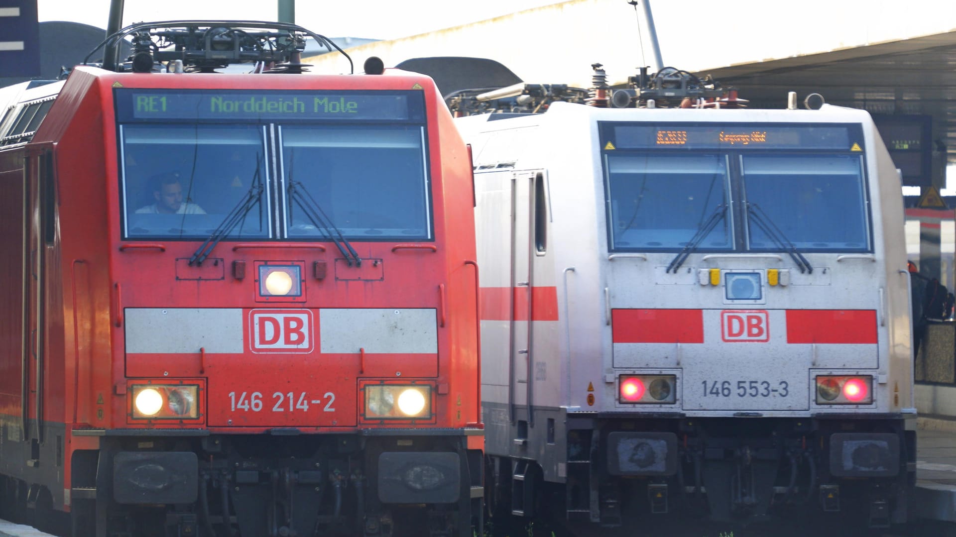 Stillstand (Symbolbild): Im Tarifstreit zwischen der GDL und der deutschen Bahn dürfte die interne Konkurrenz zwischen den Gewerkschaften eine größere Rolle spielen. Stillstand (Symbolbild): Im Tarifstreit zwischen der GDL und der deutschen Bahn dürfte die interne Konkurrenz zwischen den Gewerkschaften eine größere Rolle spielen.