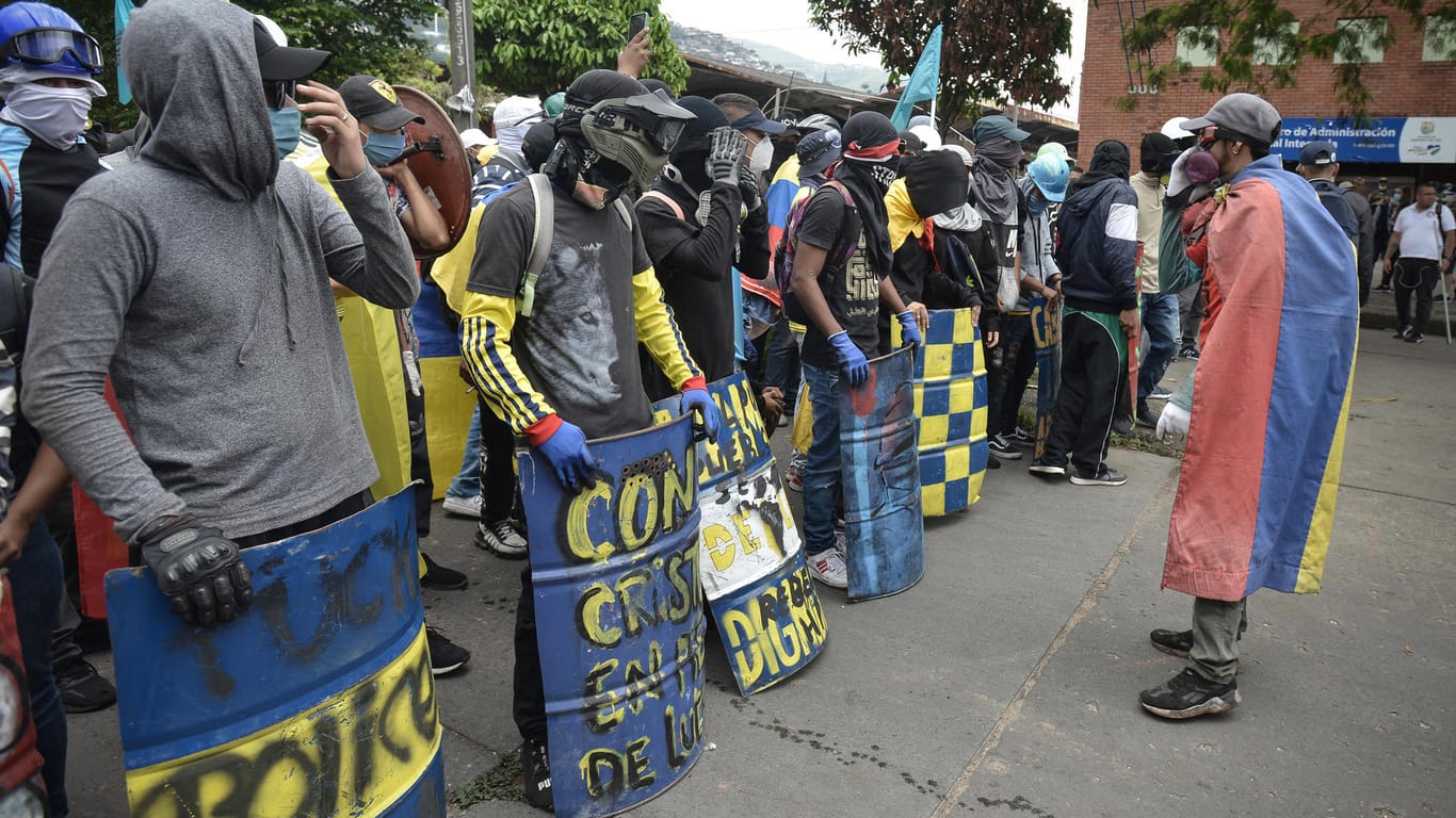 Proteste in Cali im Mai: Die deutsche Staatsbürgerin Strößer schloss sich einer Protestgruppe an – und muss nun Kolumbien verlassen.