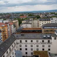 Blick auf die Mainzer Neustadt im Nordwesten der Stadt (Symbolbild): Zwischen 2019 und 2025 sollen in Mainz weitere 5.500 Wohnungen entstehen.