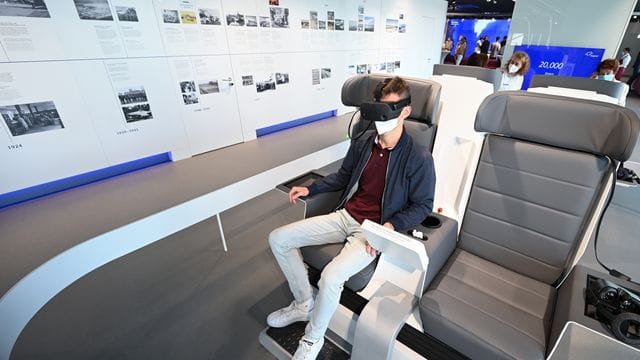 Multimediales Besucherzentrum am Flughafen Frankfurt Multimediales Besucherzentrum am Flughafen Frankfurt