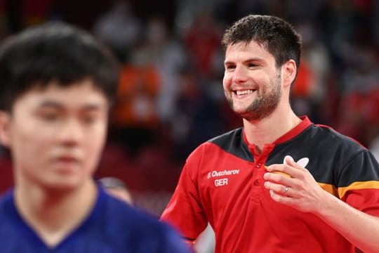 Strahlt über seine zweite Einzel-Medaille bei Olympia: Dimitrij Ovtcharov (r).