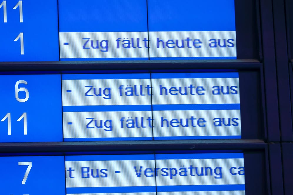 Zugausfälle: Fahrgäste haben bei einem Zugausfall die Möglichkeit, Geld zurückzufordern.