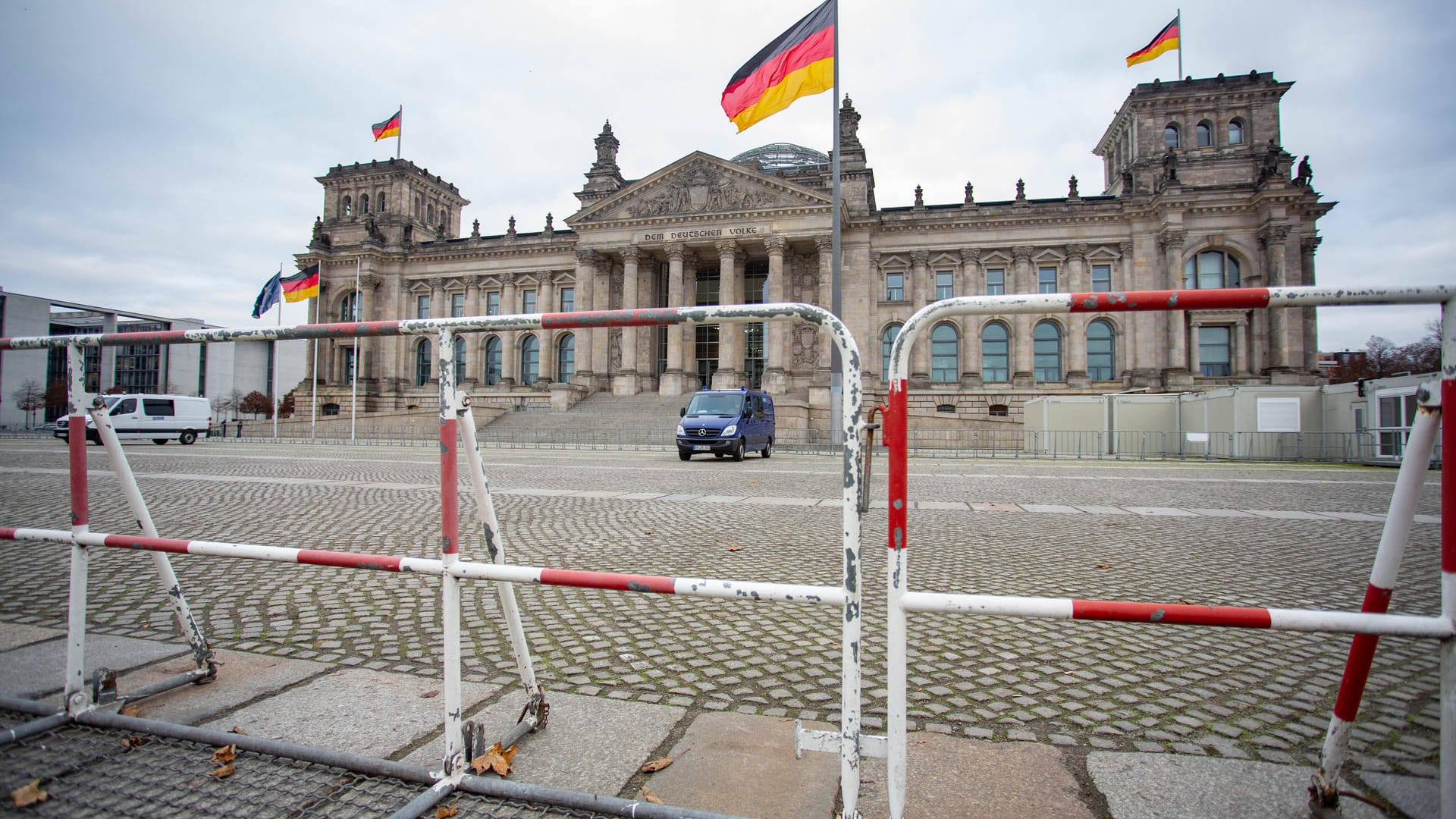 Berlins Regierungsviertel (Archivbild): Die "Querdenken"-Demo am Wochenende bleiben verboten.