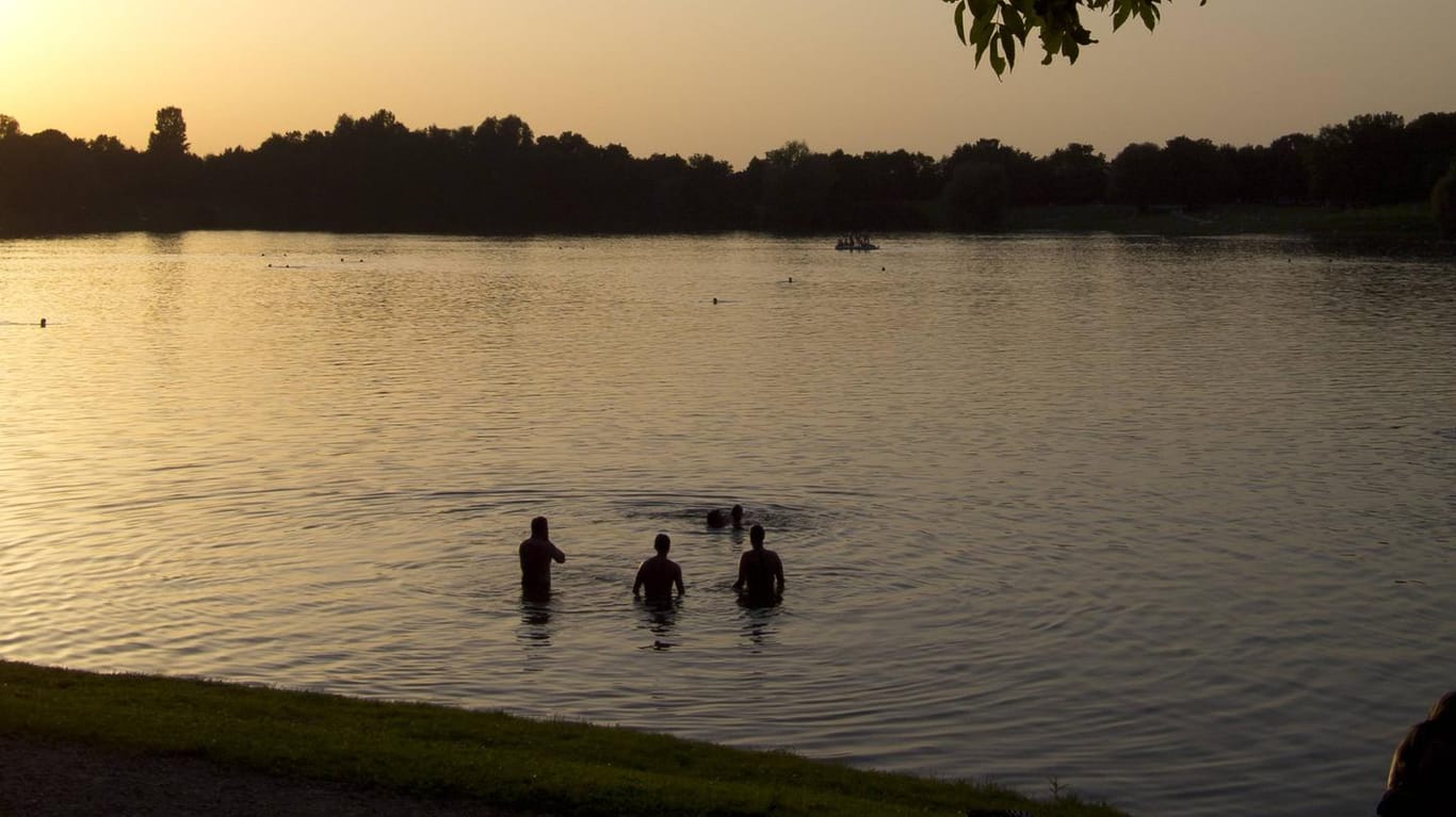 Heimstettener See in der Nähe von München (Archivfoto): Hier wurde am Donnerstag eine 15-Jährige vergewaltigt.