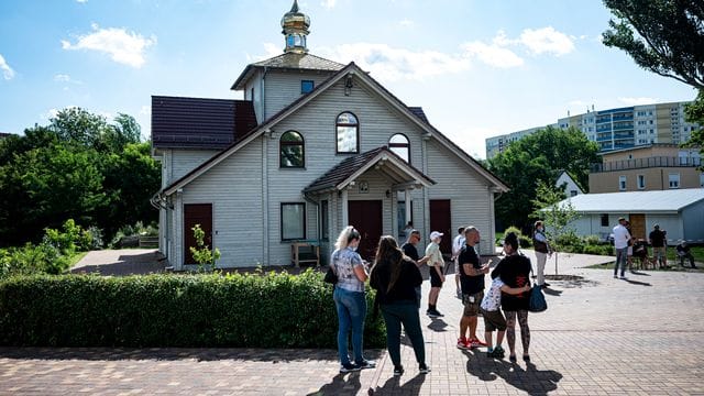 Coronavirus - Impfaktion an russisch-orthodoxer Kirche
