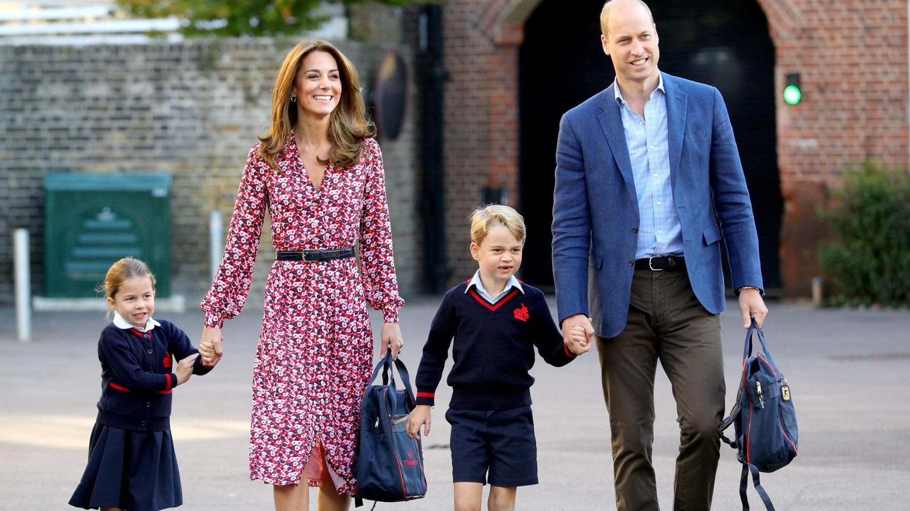Im Mittelpunkt von "The Prince" (v.l.): Prinzessin Charlotte, Herzogin Kate, Prinz George und Prinz William. Im Mittelpunkt von "The Prince" (v.l.): Prinzessin Charlotte, Herzogin Kate, Prinz George und Prinz William.