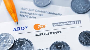 Befreiung Rundfunkbeitrag: Wann müssen Rentner keine GEZ zahlen?