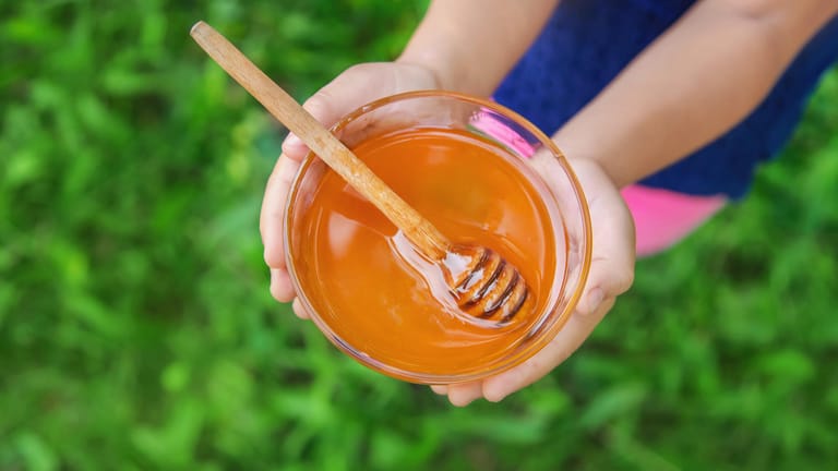 Honig: Blütenhonig enthält in der Regel viel Traubenzucker.