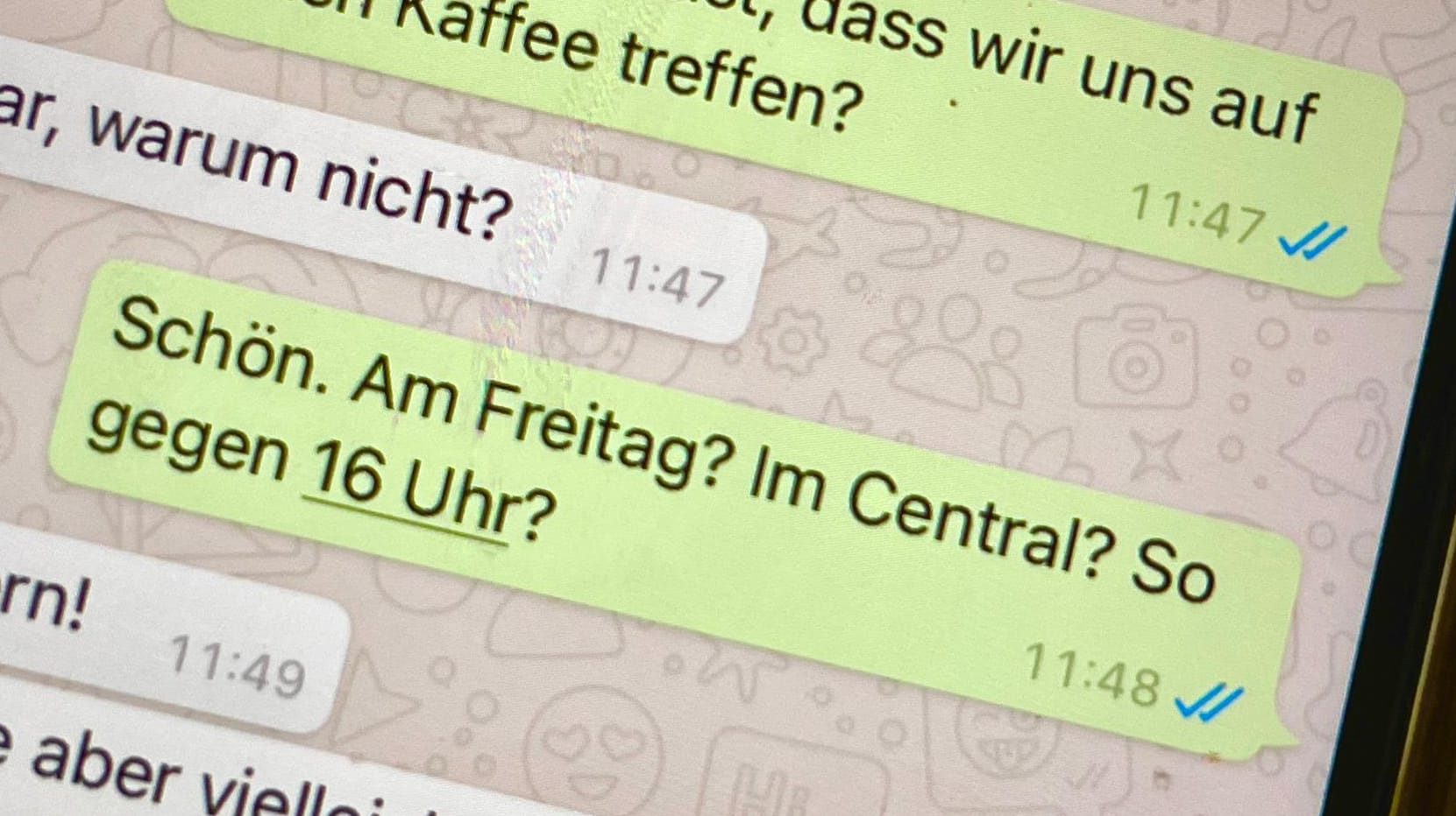 iPhone mit WhatsApp-Nachrichten: So schalten Sie die blauen Haken ab